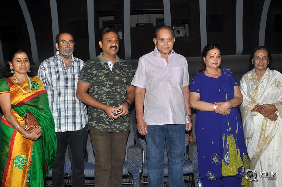 Parampara-Movie-Preview-Show-Press-Meet